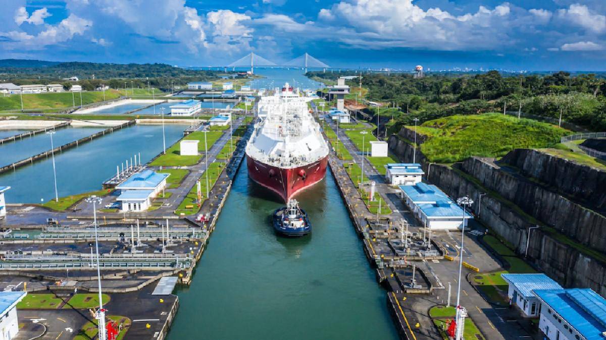 El Canal de Panamá espera recibir 24 buques más en la temporada de cruceros 2024-2025