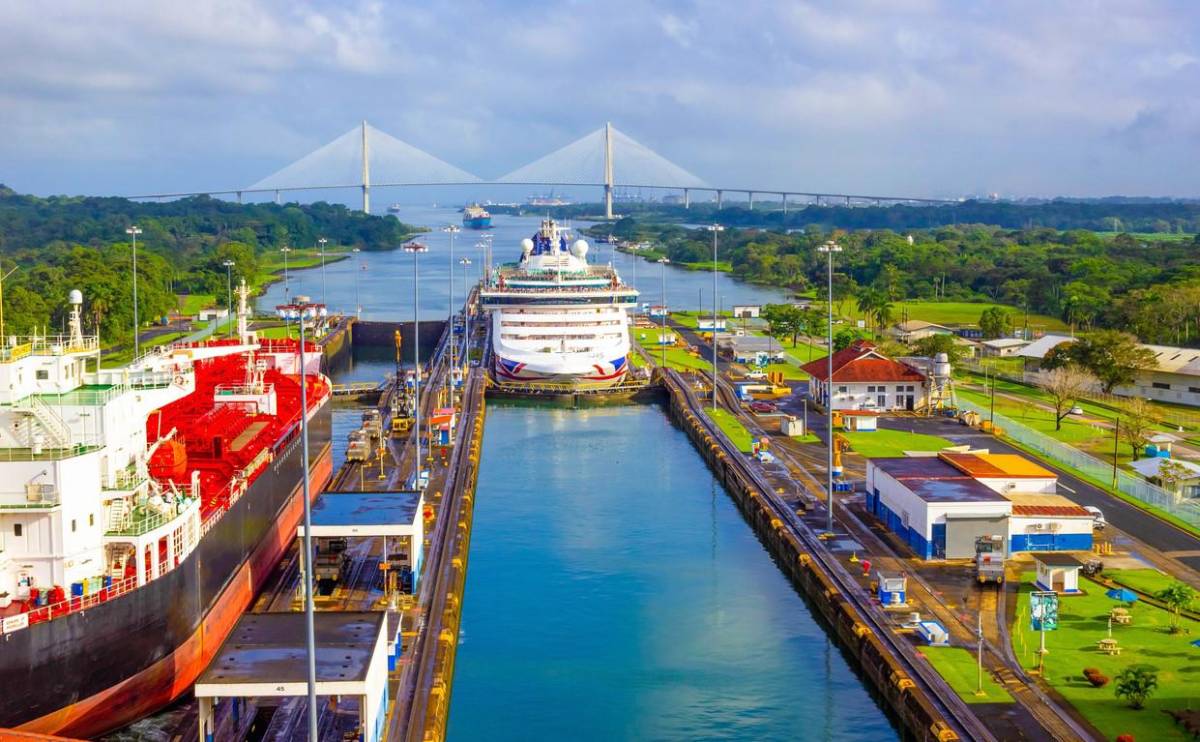 Canal de Panamá aumenta el calado máximo permitido a 49 pies