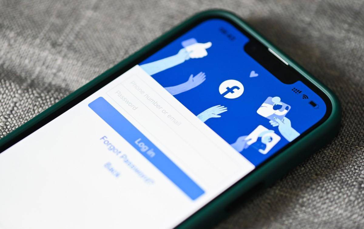 Cómo secuestran cuentas de Facebook por medio de publicidad y cómo evitarlo