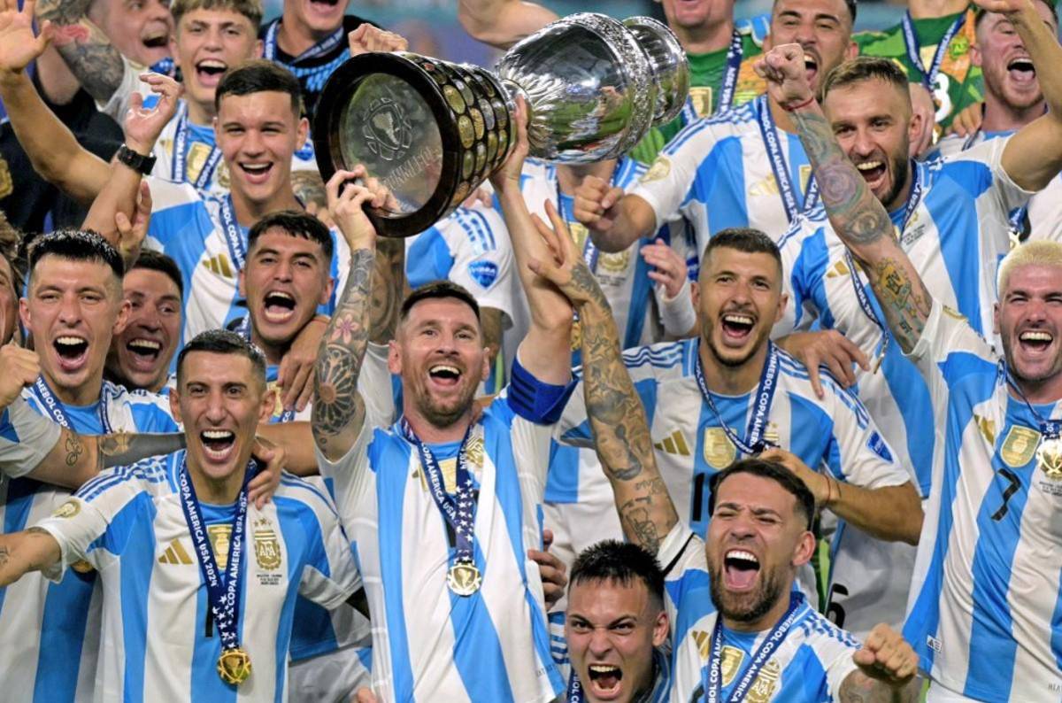 FIFA investiga canto racista de jugadores argentinos hacia Francia