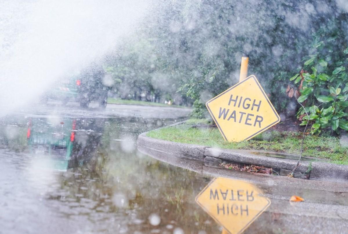 Tormenta Debby causa cinco muertos y alertas de 'inundaciones catastróficas' en sureste de EEUU