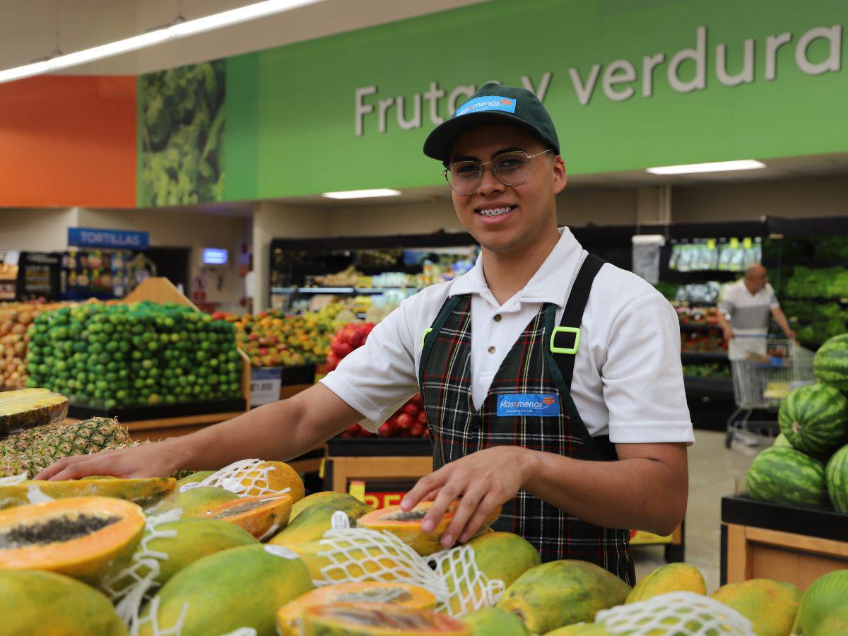 Actualmente Walmart opera en Centroamérica más de 900 tiendas.