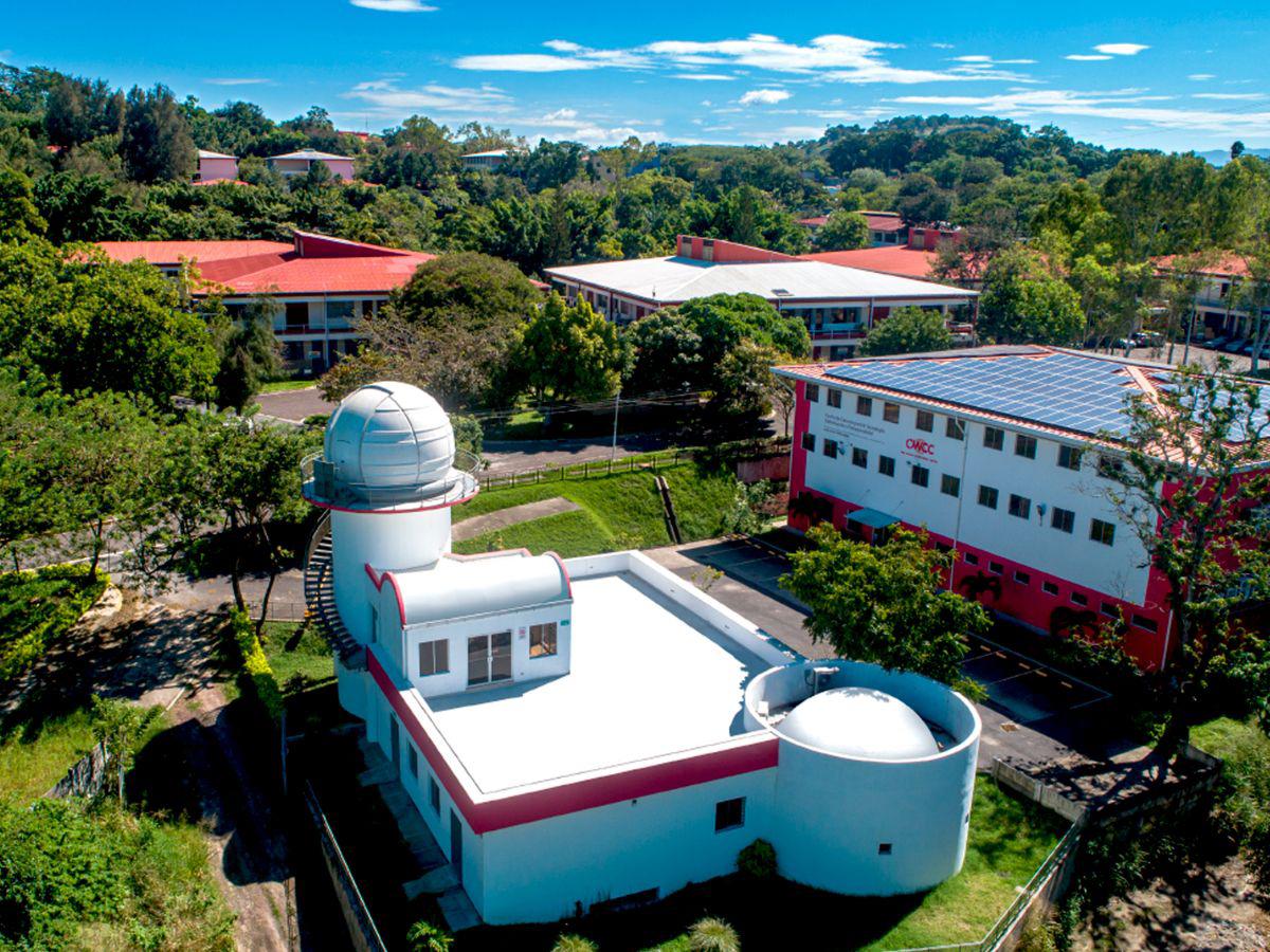Universidad Don Bosco: 40 años formando generaciones de profesionales