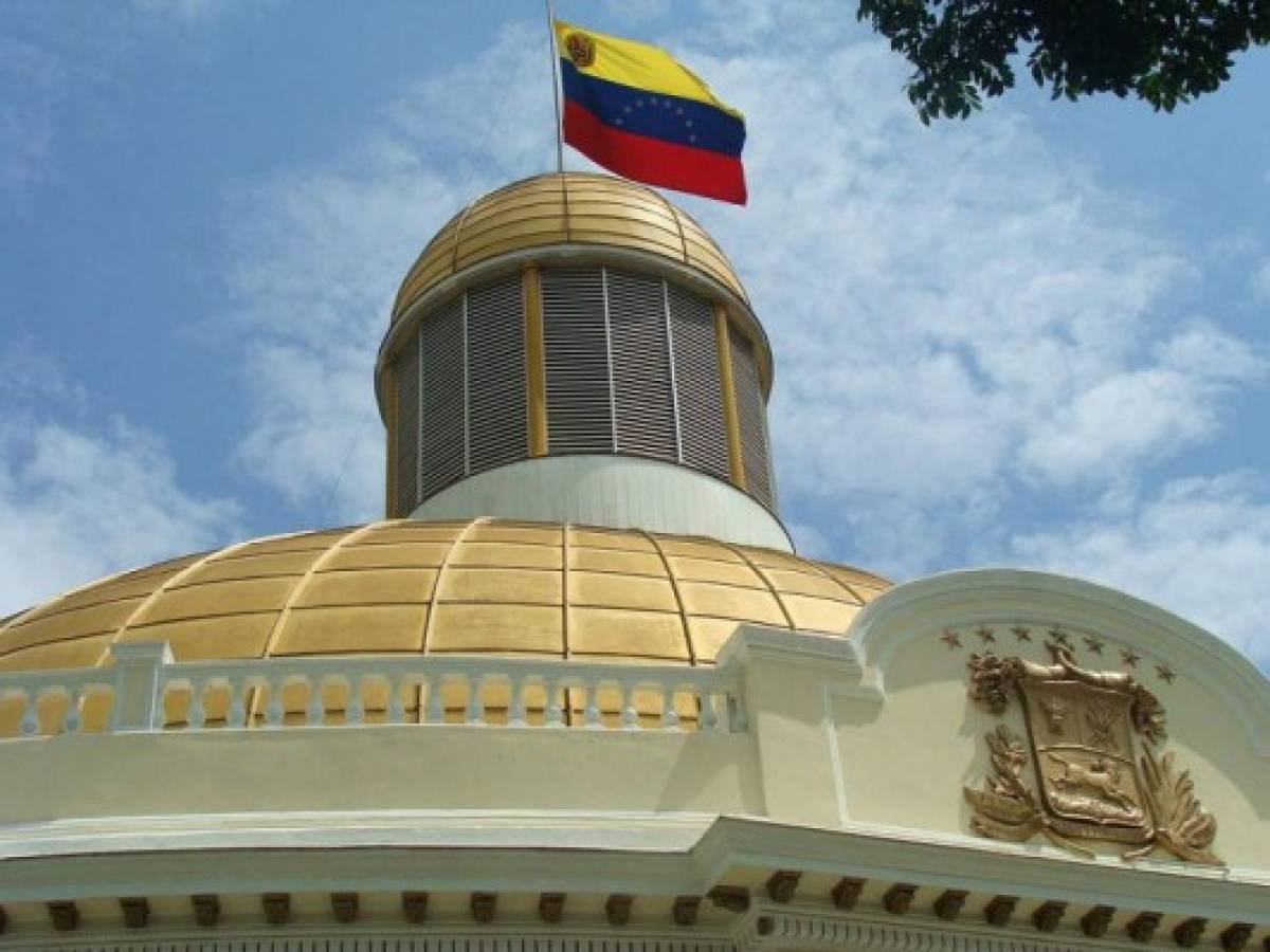 Tribunal supremo venezolano declara nulas actuaciones del Parlamento