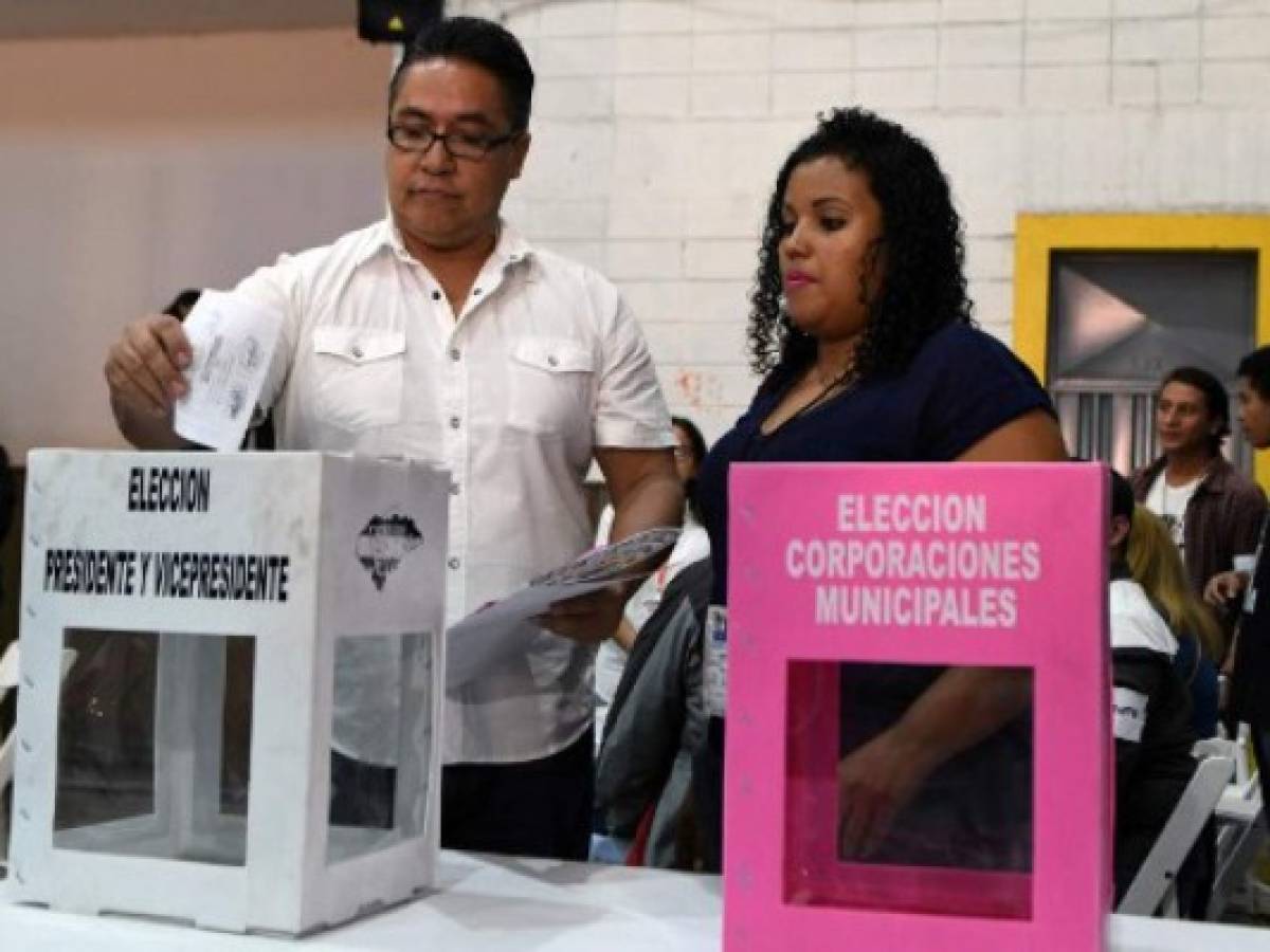 Hondureños comienzan a votar en elecciones generales