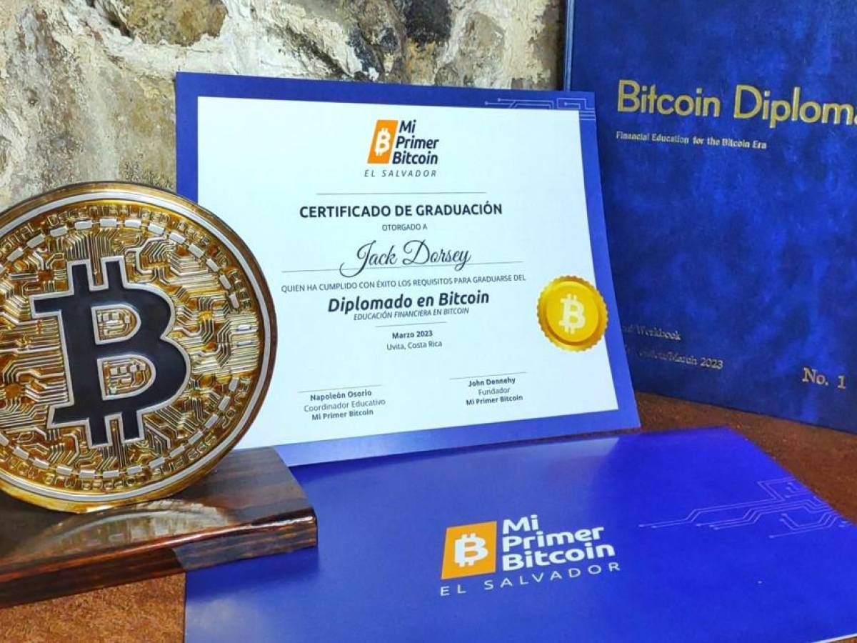 El Salvador introducirá la educación sobre bitcoin en las escuelas desde de 2024