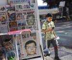 <i>Vista de las portadas de los diarios mexicanos que muestran la noticia de la captura de Ismael El Mayo Zambada, en la Ciudad de México, México el 26 de julio de 2024. FOTO Rodrigo Oropeza / AFP</i>