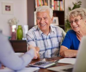 Soluciones innovadoras para la inclusión financiera de las personas mayores de 60 años