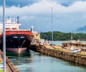 <i>El Canal de Panamá tuvo que adaptar, a partir del año pasado, sus operaciones debido a la prolongada sequía resultante de las variaciones climáticas. FOTO CANAL DE PANAMÁ</i>