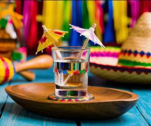 <i>El tequila es uno de los licores más famosos del mundo. FOTO hecha con apoyo de la IA.</i>