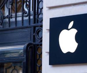 Las acciones de Apple han avanzado un 17 % desde que la compañía presentó Apple Intelligence. Foto de AFP