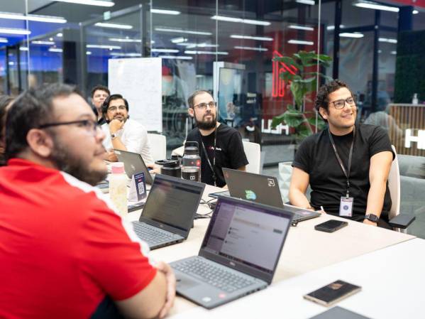 En Applaudo se impulsa una cultura de experimentación y aprendizaje continuo.