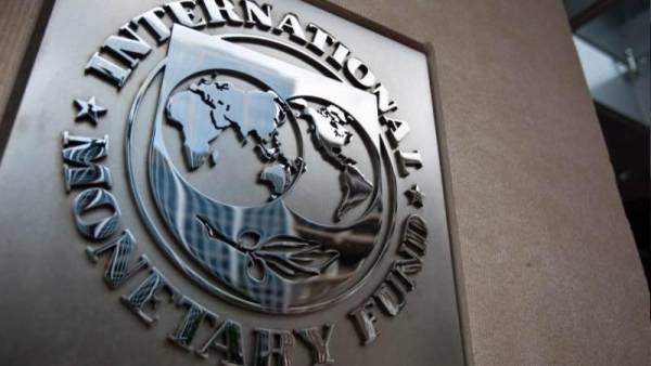 FMI aprueba el desembolso de unos US$800 millones a Argentina