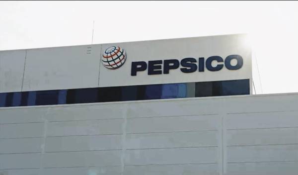 El juez federal dijo que la demanda colectiva alega que el marketing y el etiquetado de PepsiCo eran engañosos. Foto cortesía