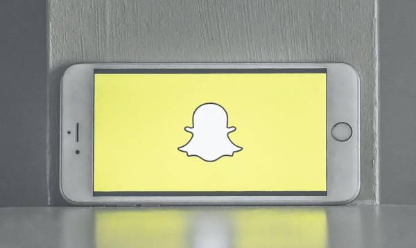 Snapchat, que es muy popular entre los adolescentes y los usuarios jóvenes, es conocido por los mensajes que desaparecen en 24 horas. Foto E&amp;N