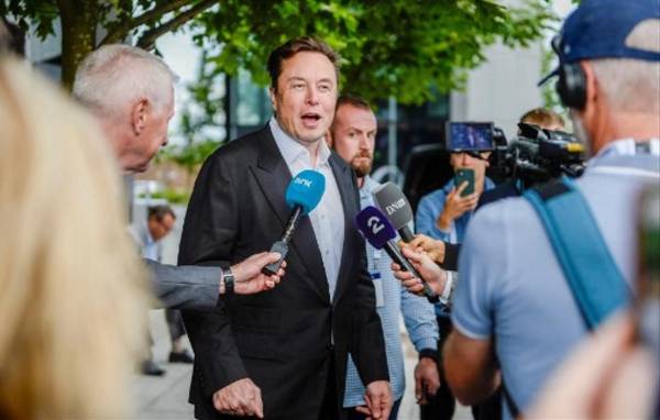 El equipo legal de los accionistas quiere que la jueza anule el paquete salarial de Elon Musk. Foto de AFP