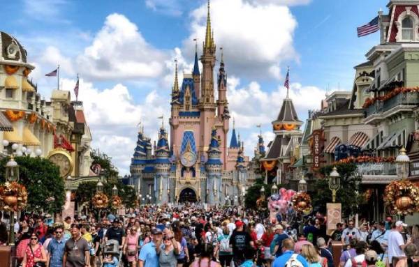 Disney nombra a su nuevo presidente y aplaza el relevo de su consejero delegado