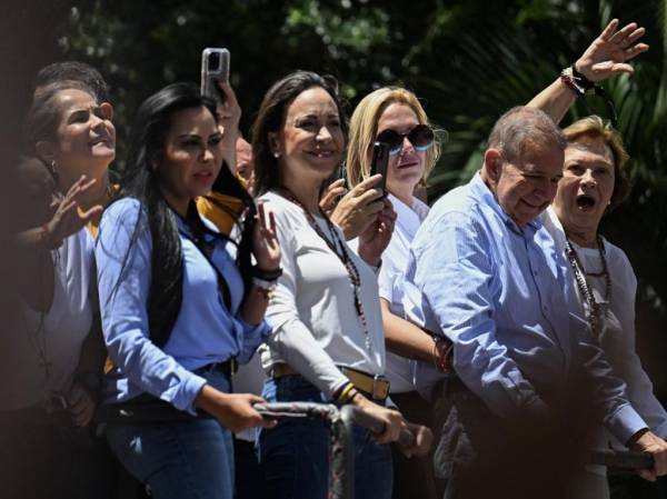 Nicolás Maduro se impuso con el 51,2 % de los votos a Edmundo González Urrutia, según el Consejo Nacional Electoral. Foto de AFP