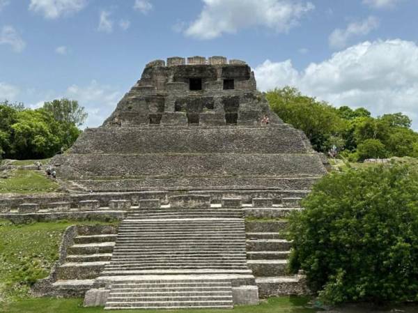 Legados sostenibles: simposio de arqueología Maya en Belice revela avances y hallazgos claves
