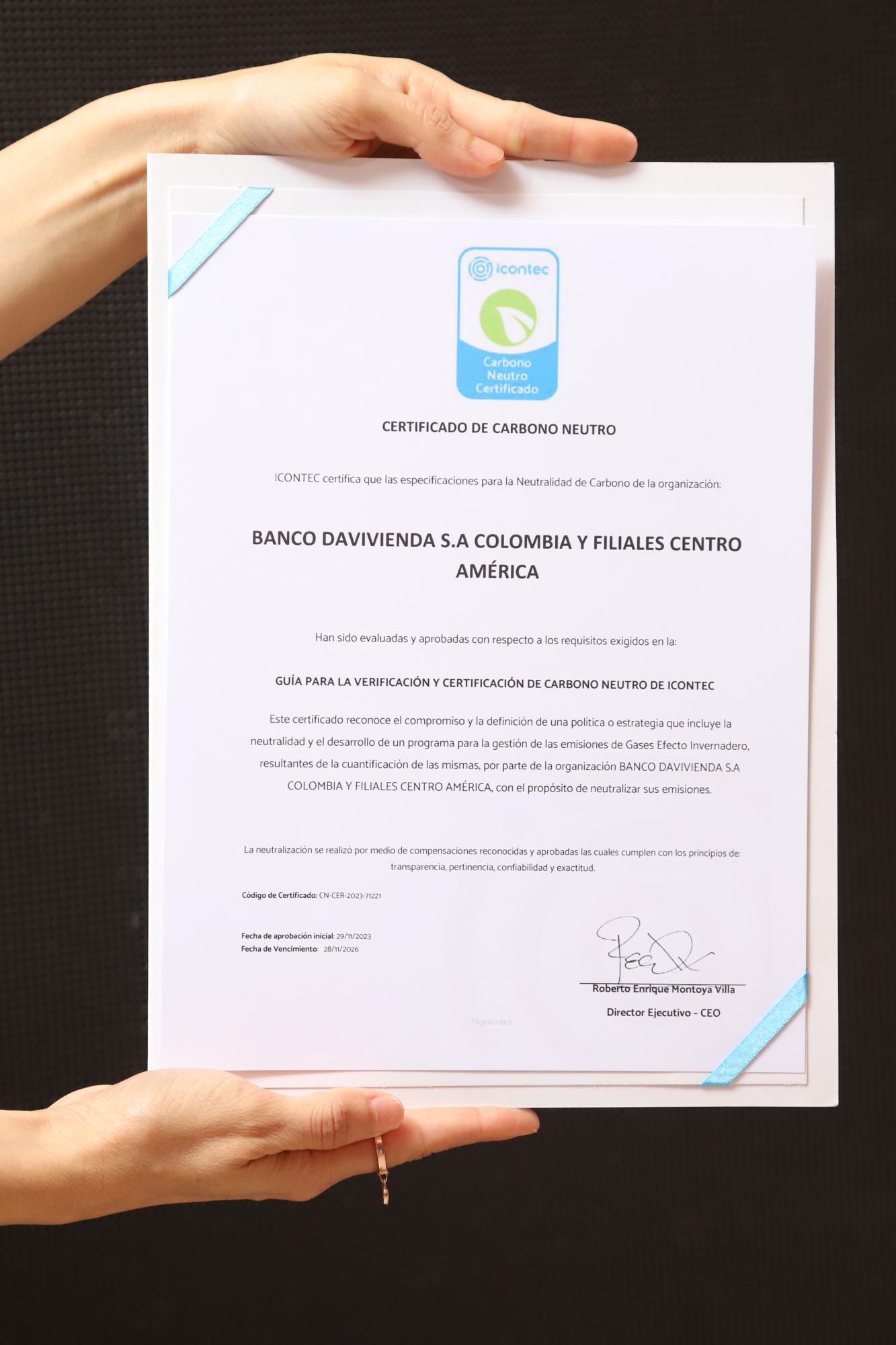 Certificación de Carbono Neutro Davivienda Colombia y Filiales de Centroamérica en Centro Financiero Davivienda, en San Salvador, El Salvador.